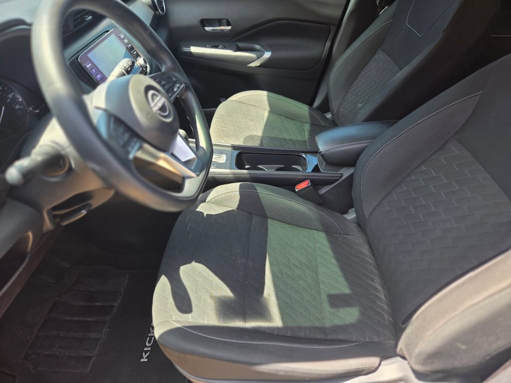 Used 2024 Nissan Kicks SV FWD image 16