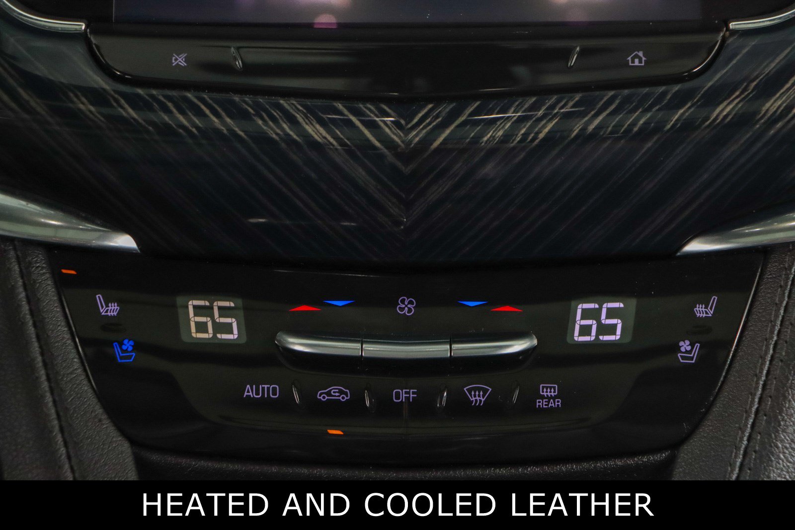 Used 2023 Cadillac XT6 Premium Luxury AWD/4WD image 19