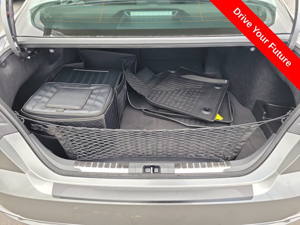Used 2026 Toyota Camry XSE FWD image 29