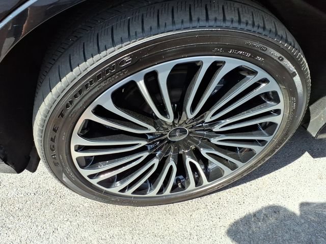Used 2025 Lincoln Aviator Black Label AWD/4WD image 5