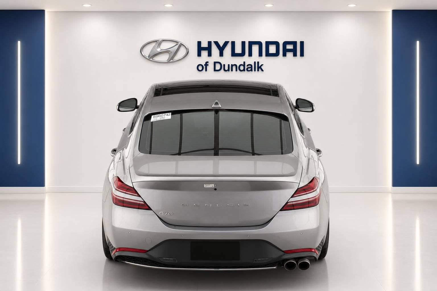 Used 2023 Genesis G70 2.0T w/ Sport Prestige Package RWD image 3