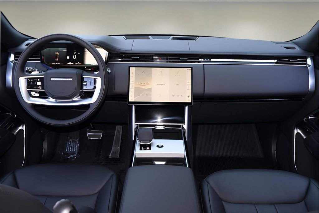 New 2026 Land Rover Range Rover Long Wheelbase SE image 14