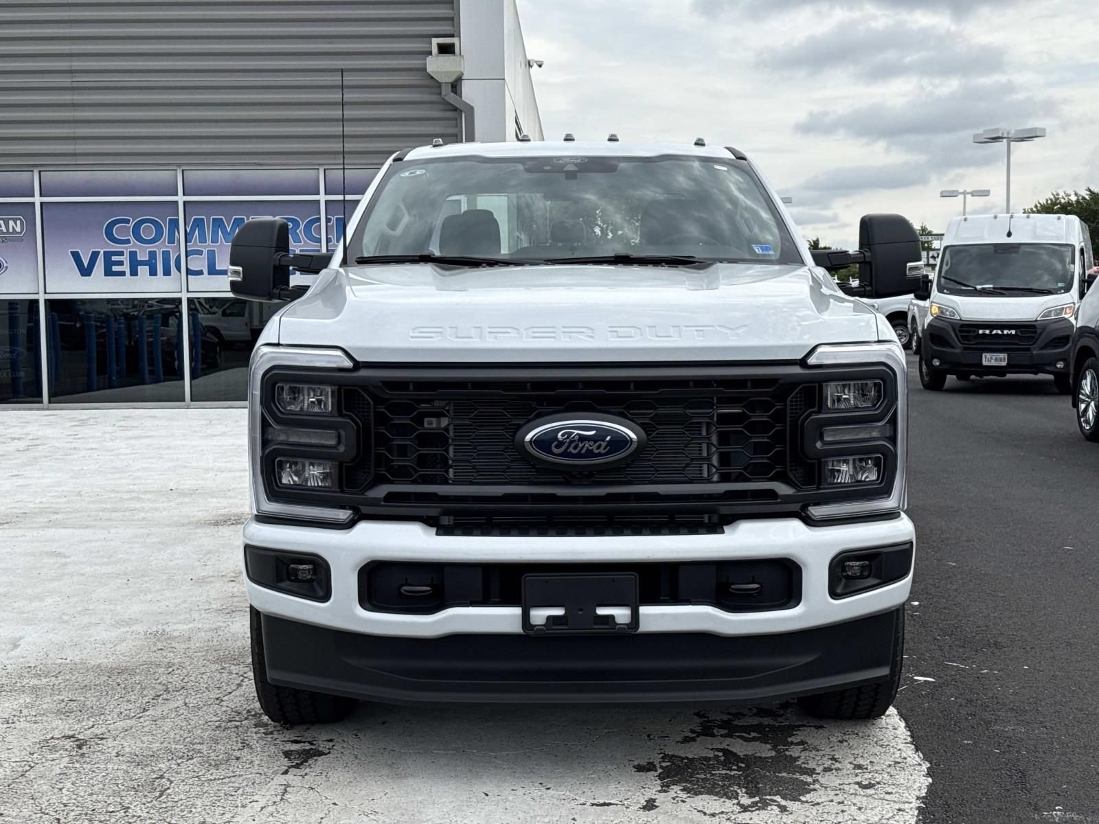New 2026 Ford F250 XL w/ STX Appearance Package AWD/4WD image 8