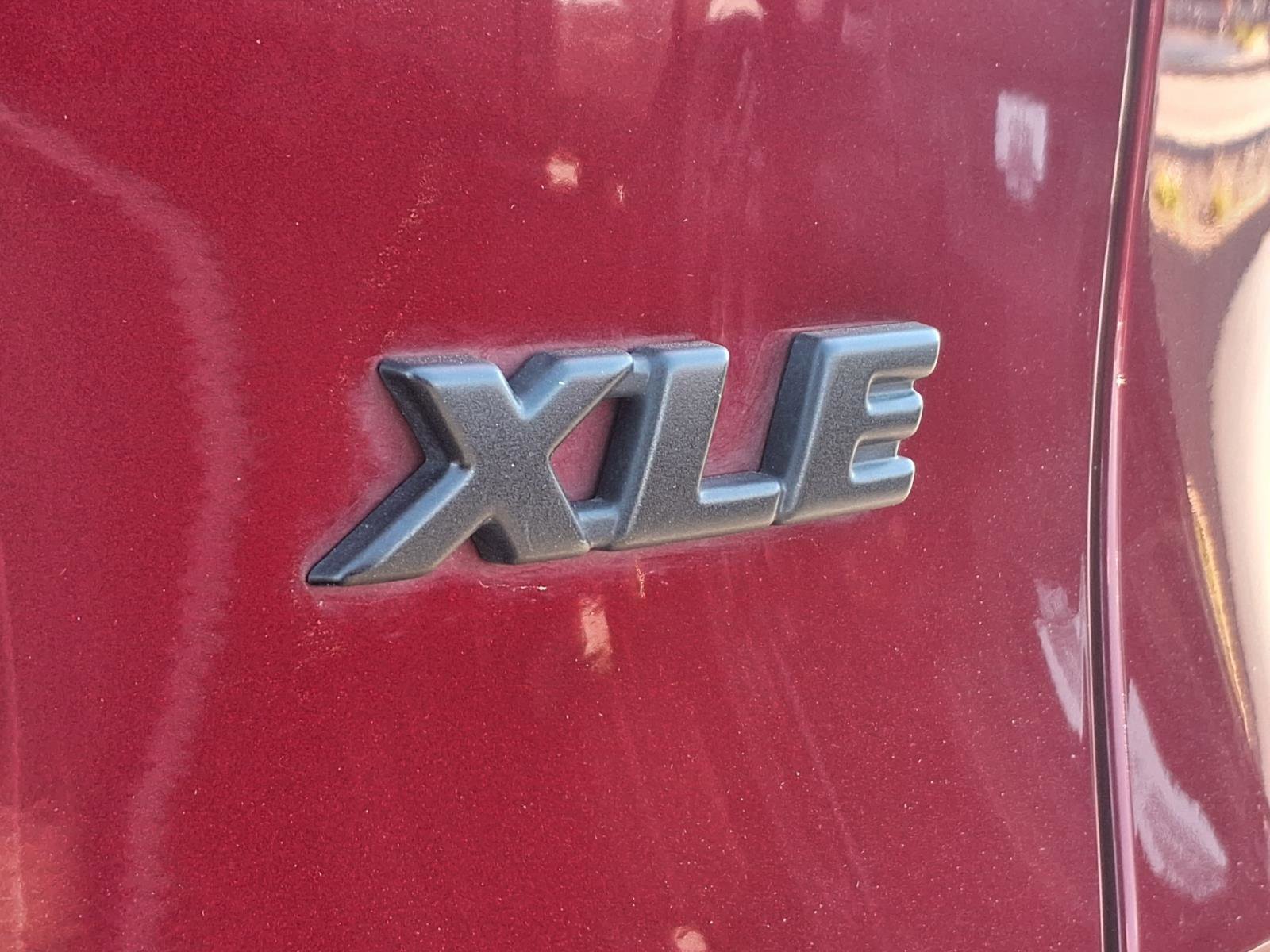 Certified 2025 Toyota RAV4 XLE w/ Convenience Package FWD image 32
