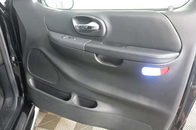 Used 2000 Ford F150 Harley-Davidson RWD image 30