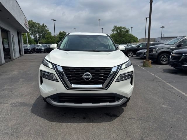 Used 2023 Nissan Rogue SV AWD/4WD image 7