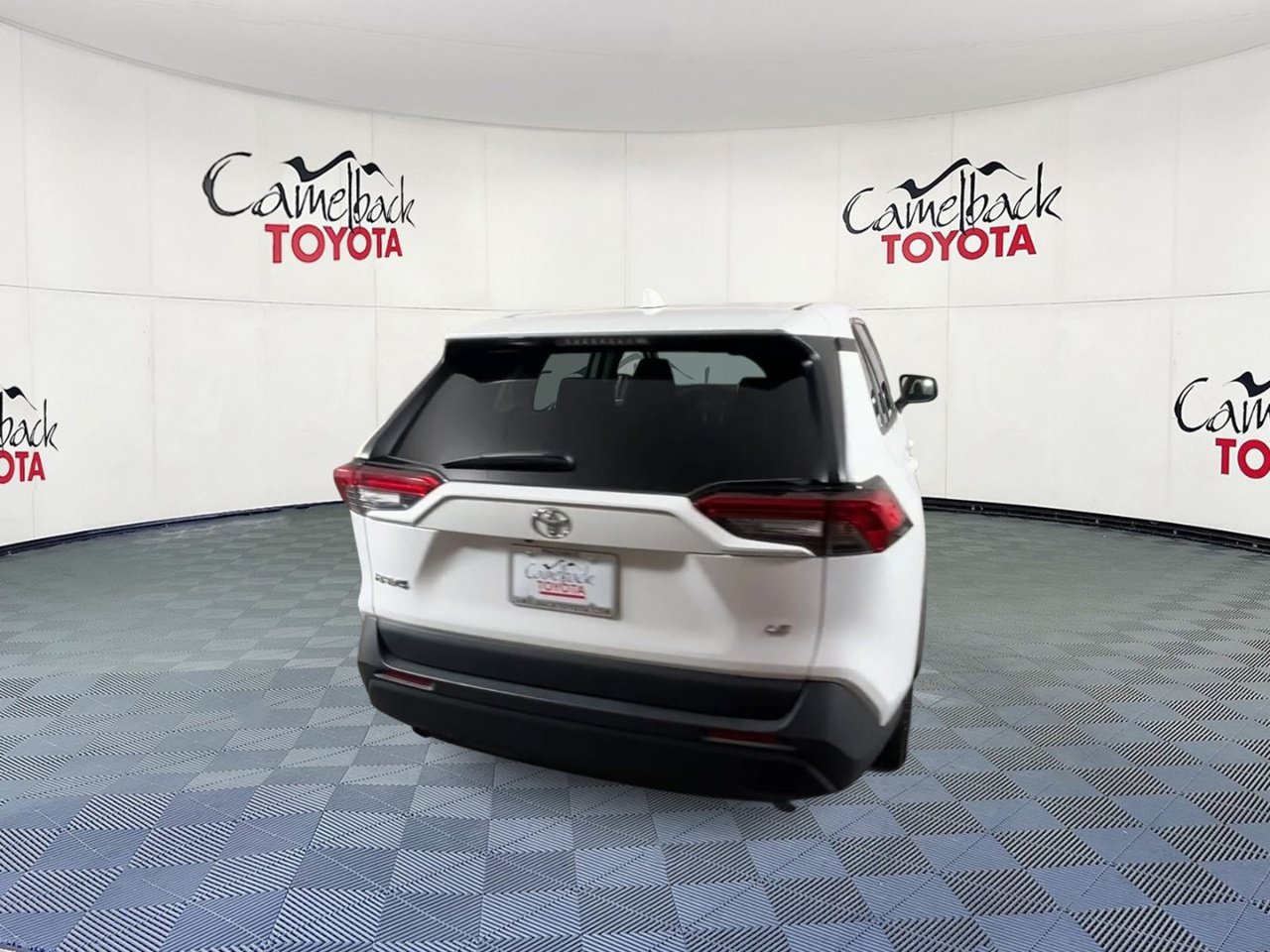 Used 2025 Toyota RAV4 LE FWD image 9