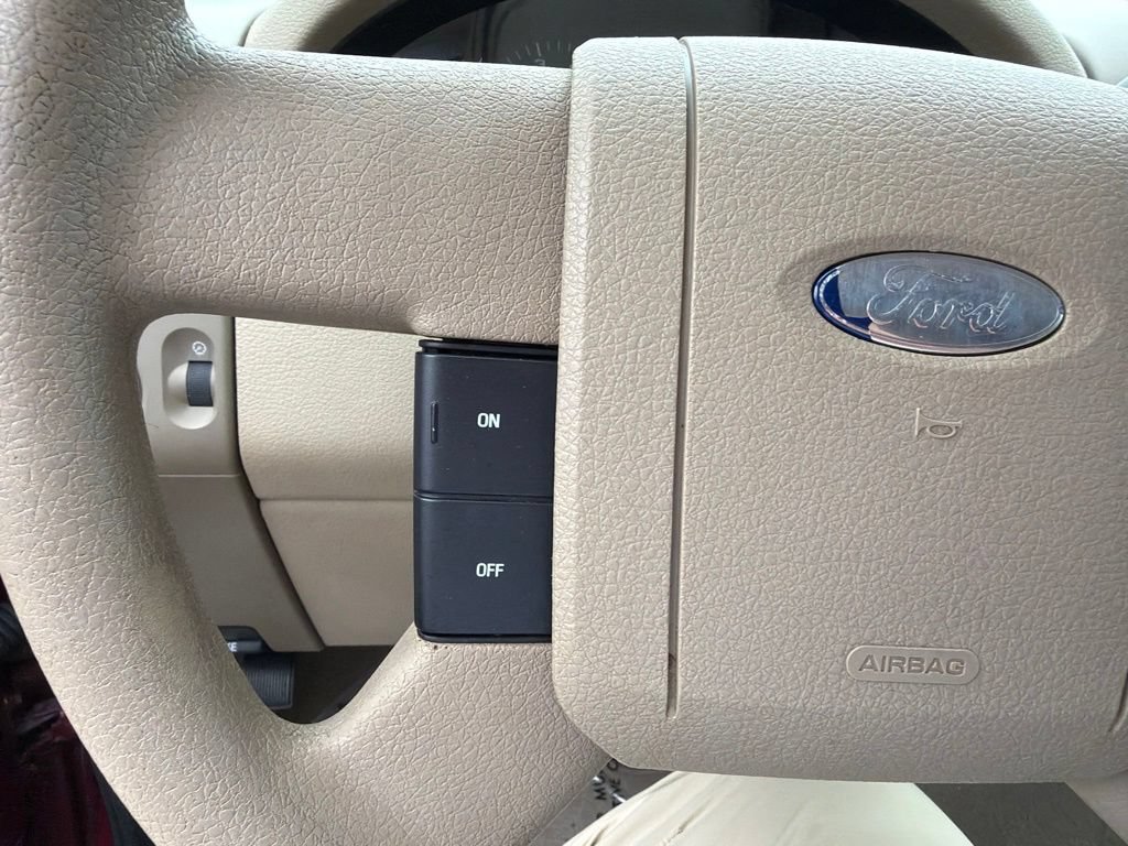 Used 2004 Ford F150 XLT RWD image 5