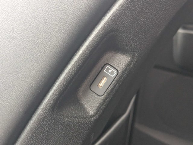 Used 2026 Kia Sorento S w/ S Panoramic Sunroof Package FWD image 15