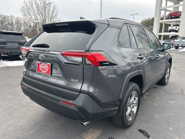 Used 2024 Toyota RAV4 XLE image 5
