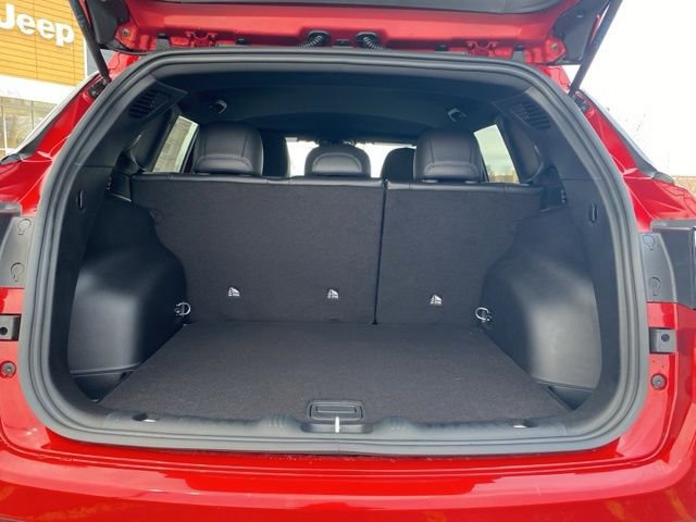 New 2026 Jeep Compass Altitude image 12