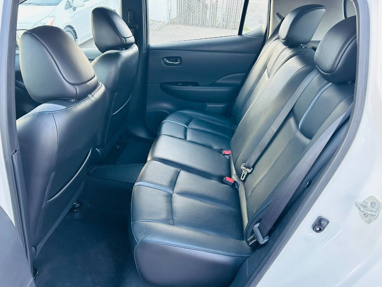 Used 2019 Nissan Leaf SL w/ SL Technology Package image 17