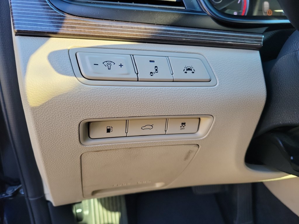 Used 2019 Hyundai Sonata Limited FWD image 24