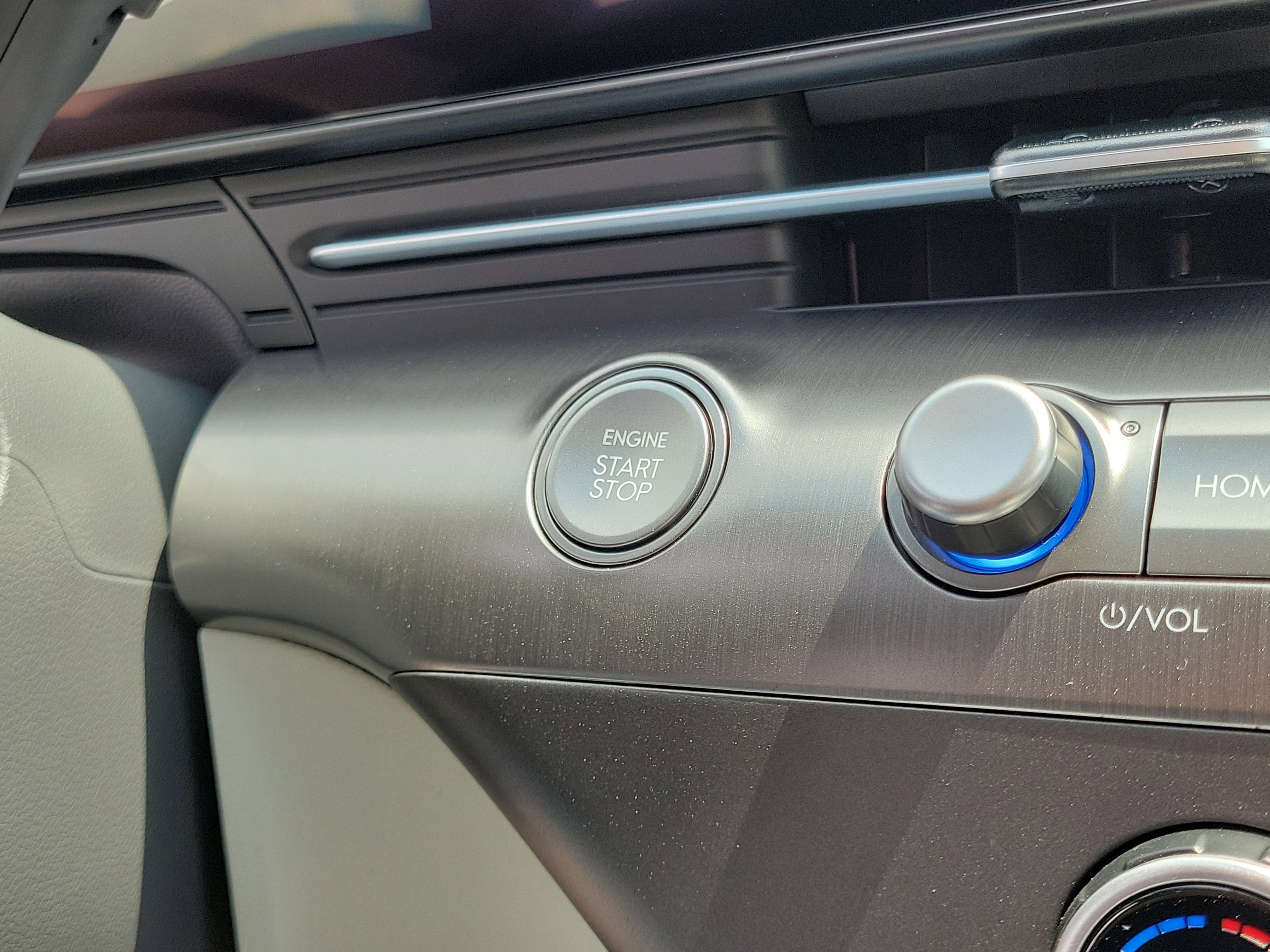 New 2026 Hyundai Kona SE image 28