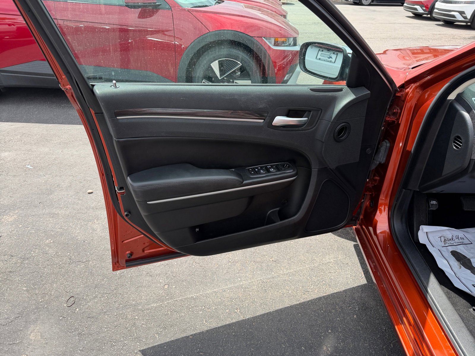 Used 2020 Chrysler 300 Touring w/ Chrome Appearance Package RWD image 13
