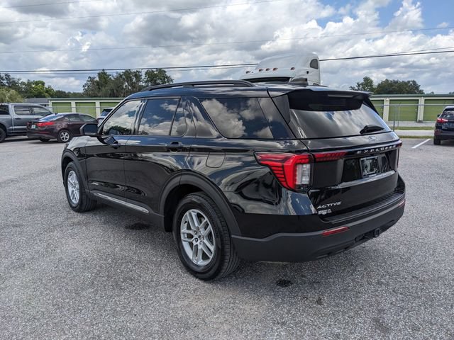 Used 2025 Ford Explorer Active RWD image 6