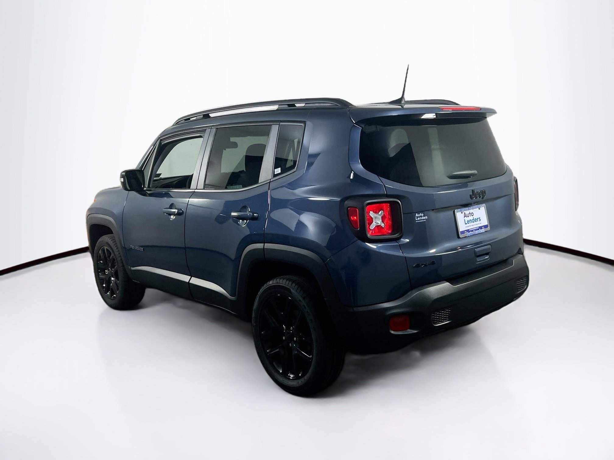 Used 2023 Jeep Renegade Altitude w/ Sun/Sound Group AWD/4WD image 7