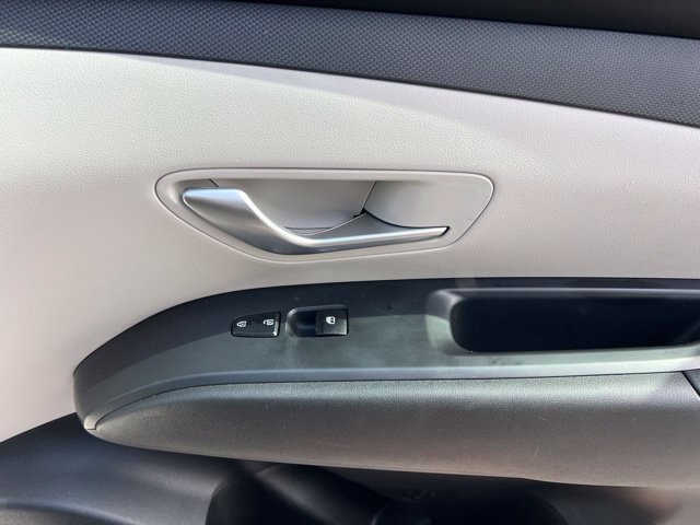 Used 2023 Hyundai Tucson SEL AWD/4WD image 32