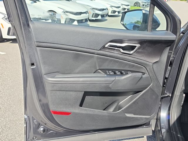 Certified 2025 Kia Sportage EX FWD image 17