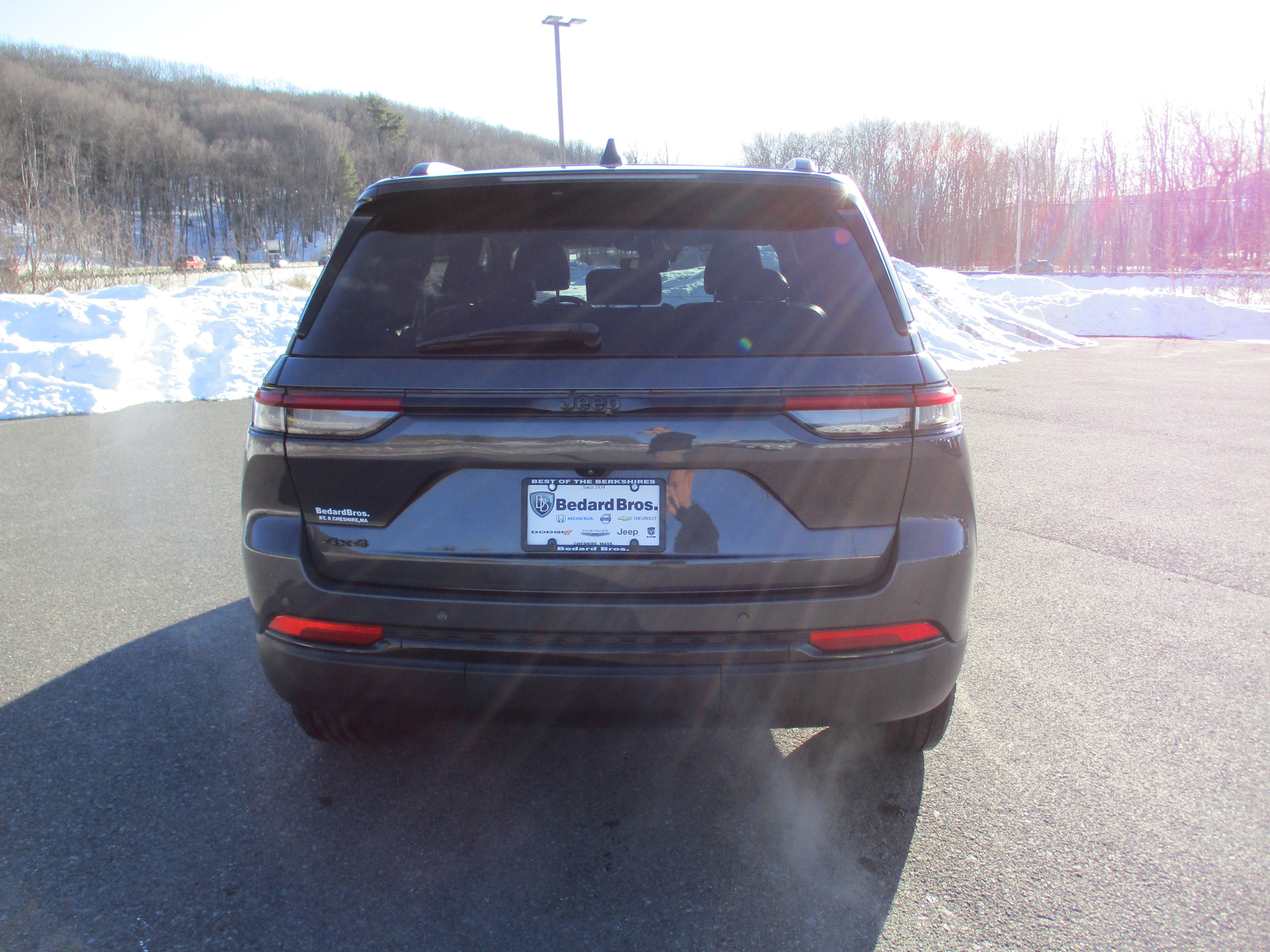 Certified 2023 Jeep Grand Cherokee Altitude image 6