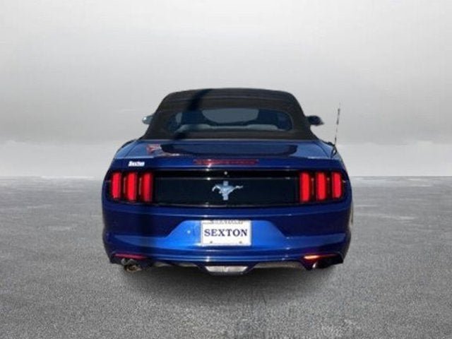 Used 2016 Ford Mustang Convertible image 9