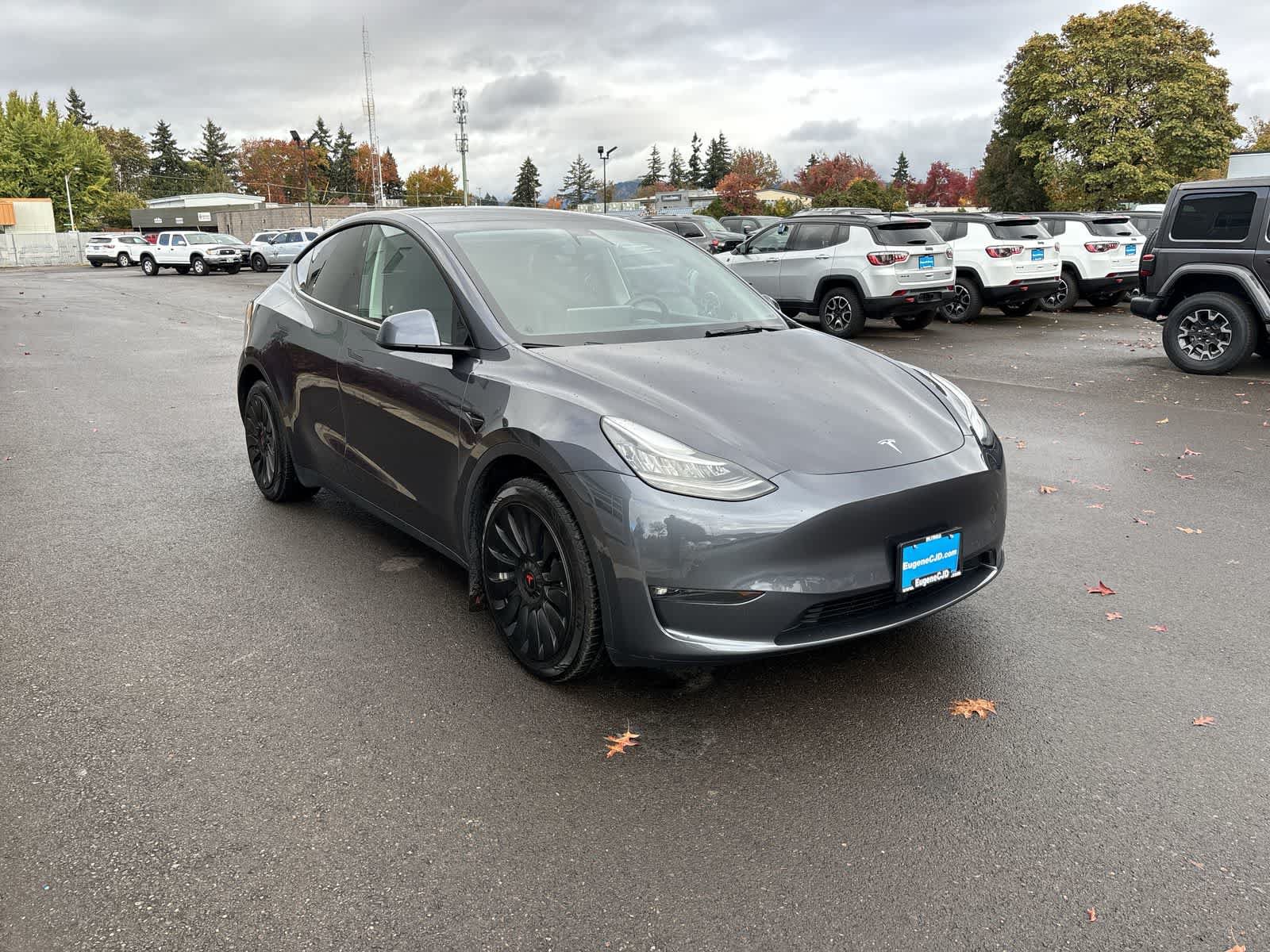 Used 2022 Tesla Model Y Long Range AWD/4WD image 7