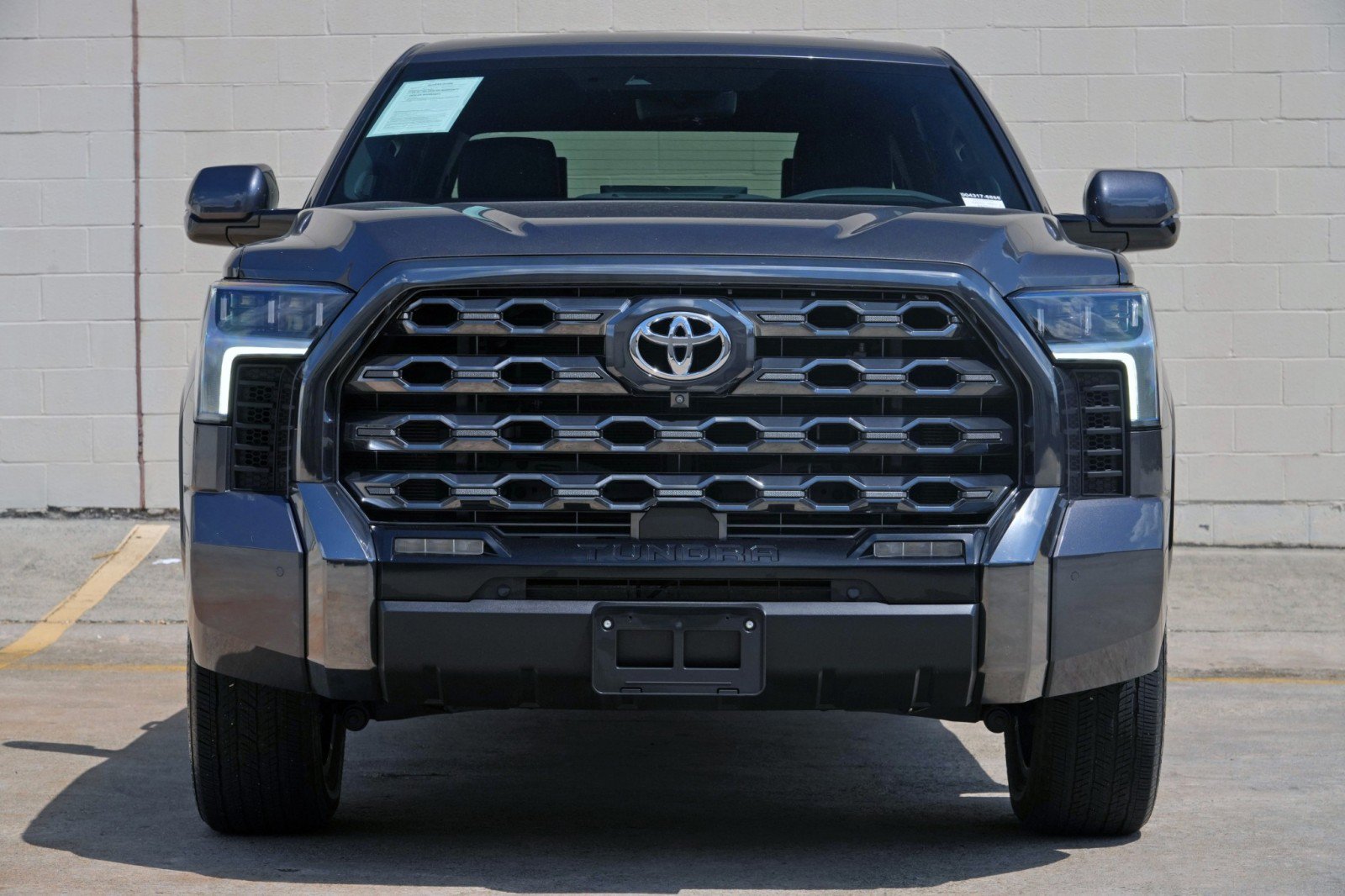 Used 2022 Toyota Tundra Platinum w/ Advanced Package AWD/4WD image 7