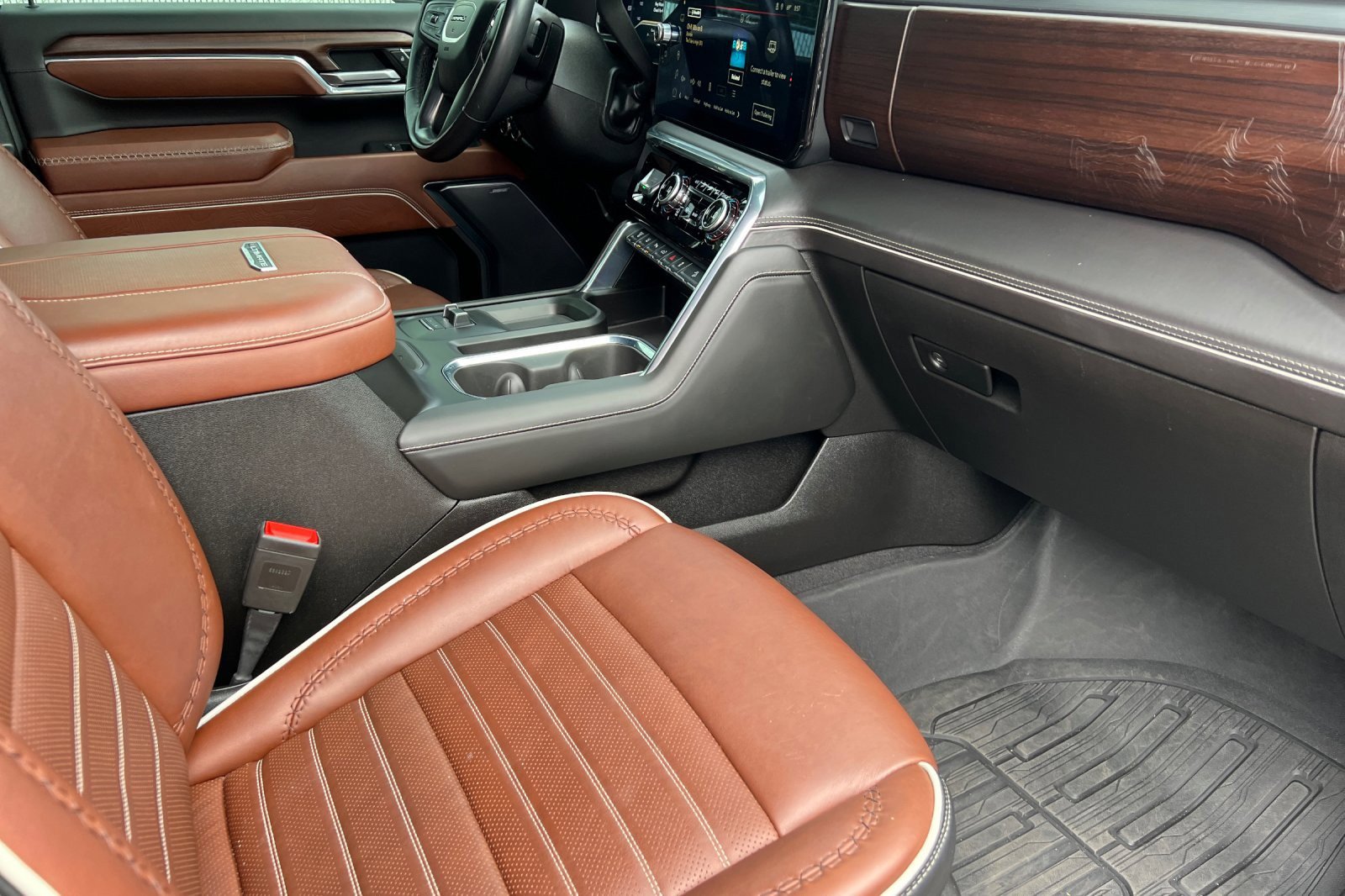 Used 2024 GMC Sierra 3500 Denali Ultimate image 12