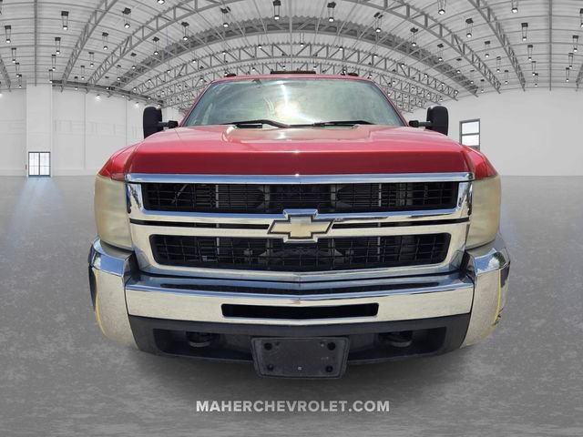 Used 2008 Chevrolet Silverado 3500 W/T AWD/4WD image 2