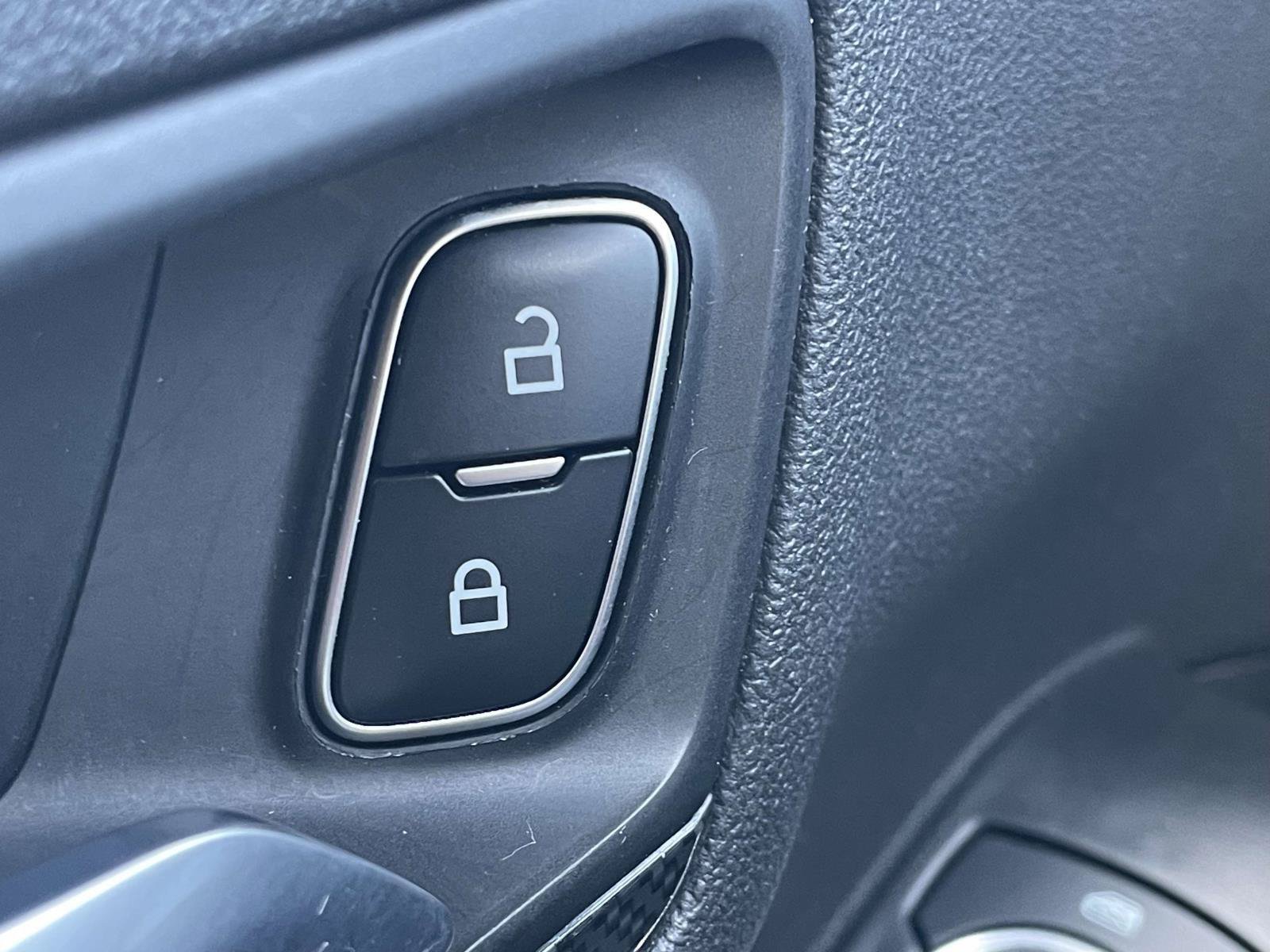 Used 2024 Ford Escape ST-Line AWD/4WD image 12