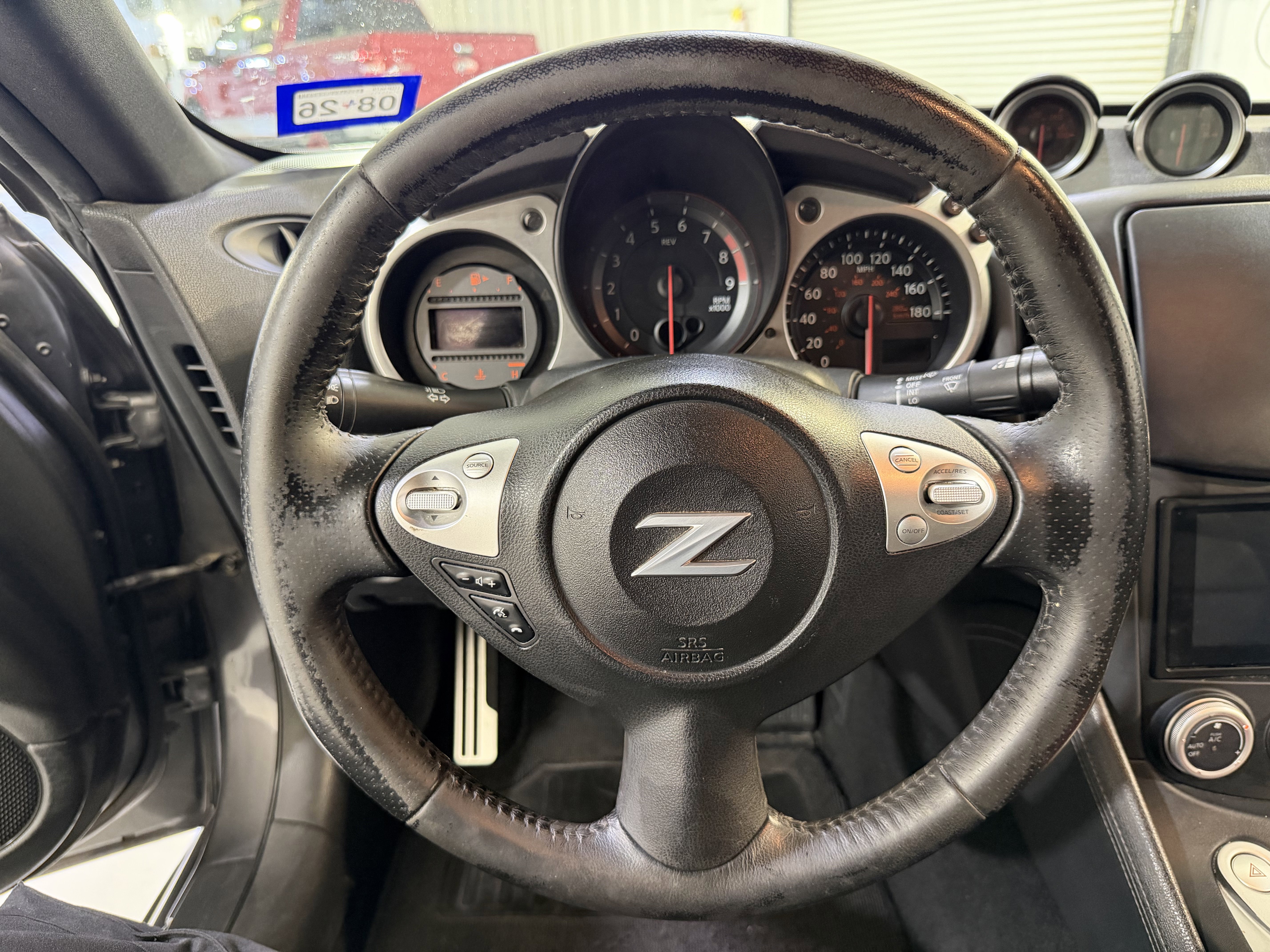 Used 2016 Nissan 370Z Coupe RWD image 14