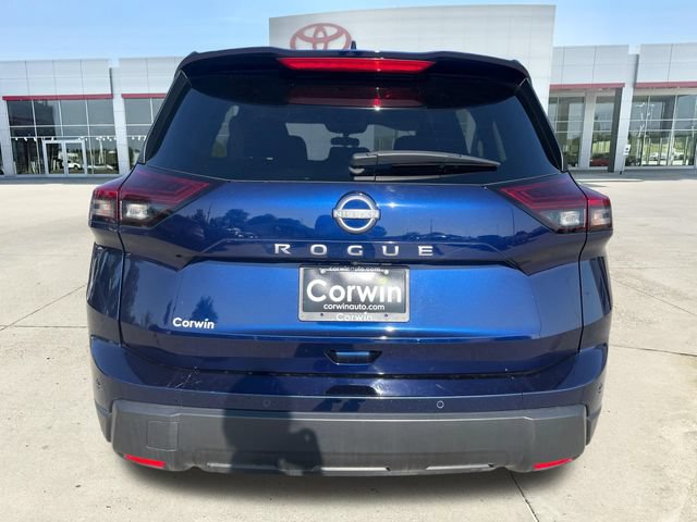 Used 2025 Nissan Rogue SV FWD image 7