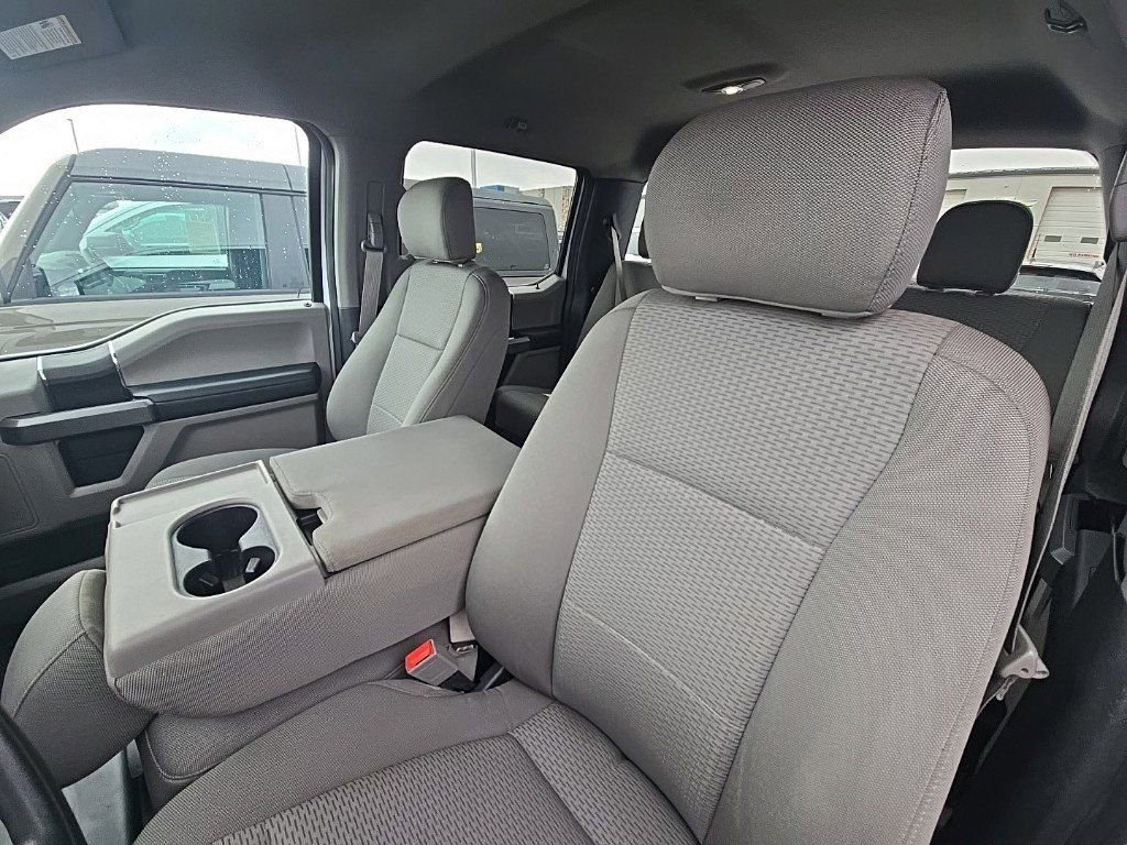 Used 2020 Ford F150 XLT image 9