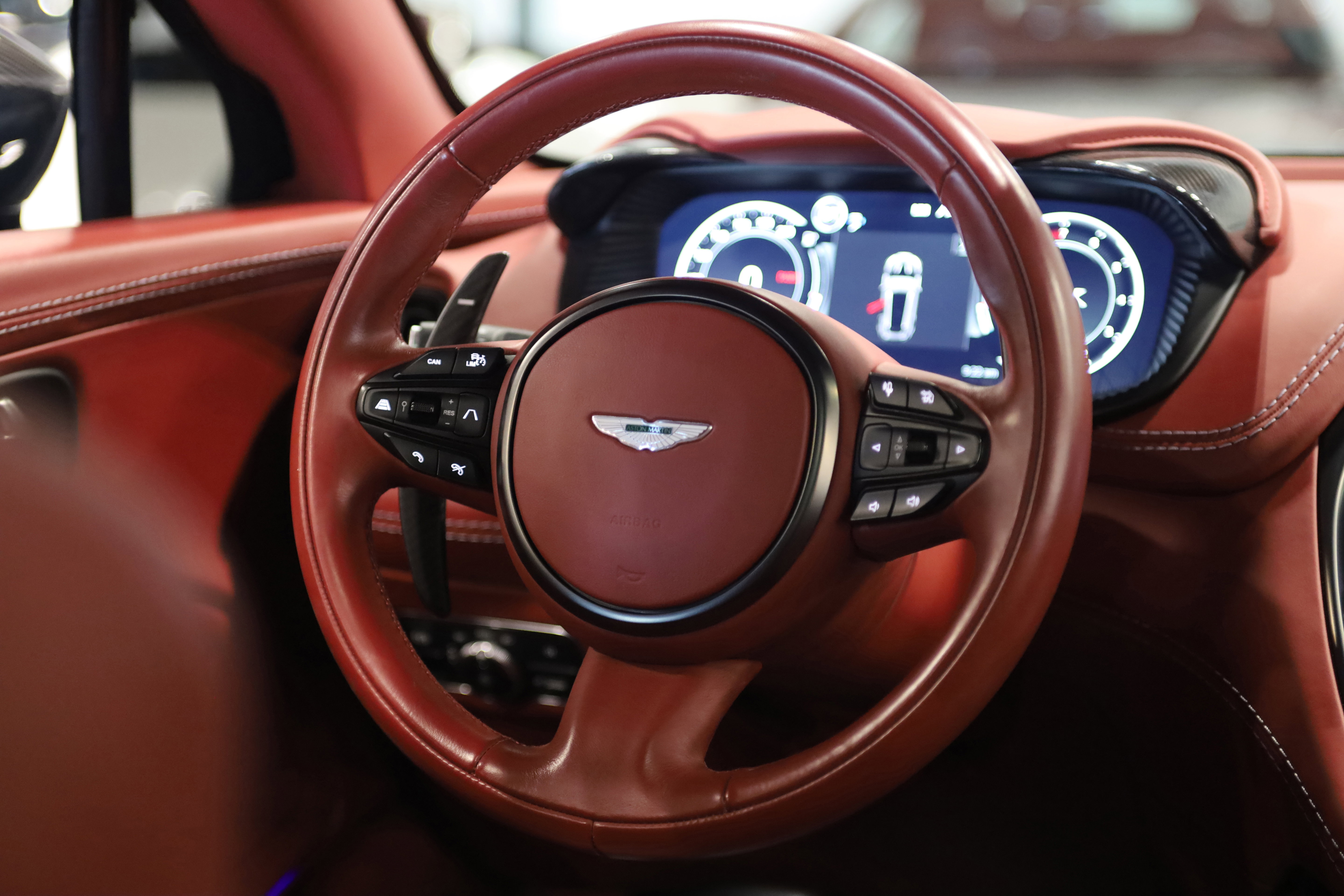 Used 2023 Aston Martin DBX 707 AWD/4WD image 30