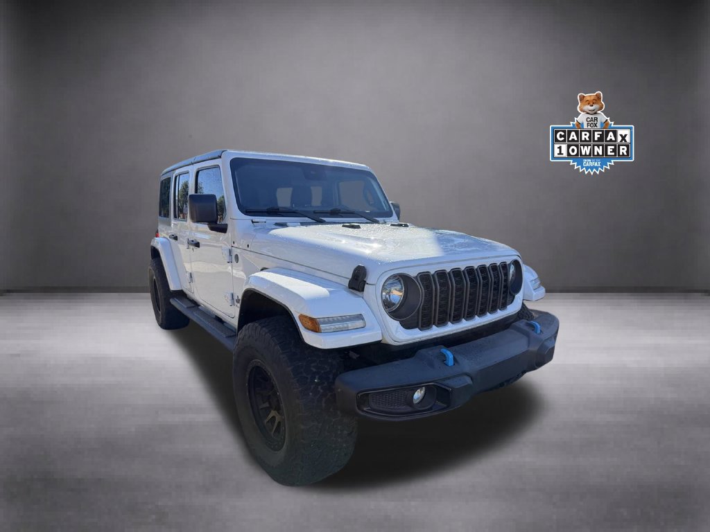 Used 2024 Jeep Wrangler Unlimited w/ Dual Top Group AWD/4WD image 2