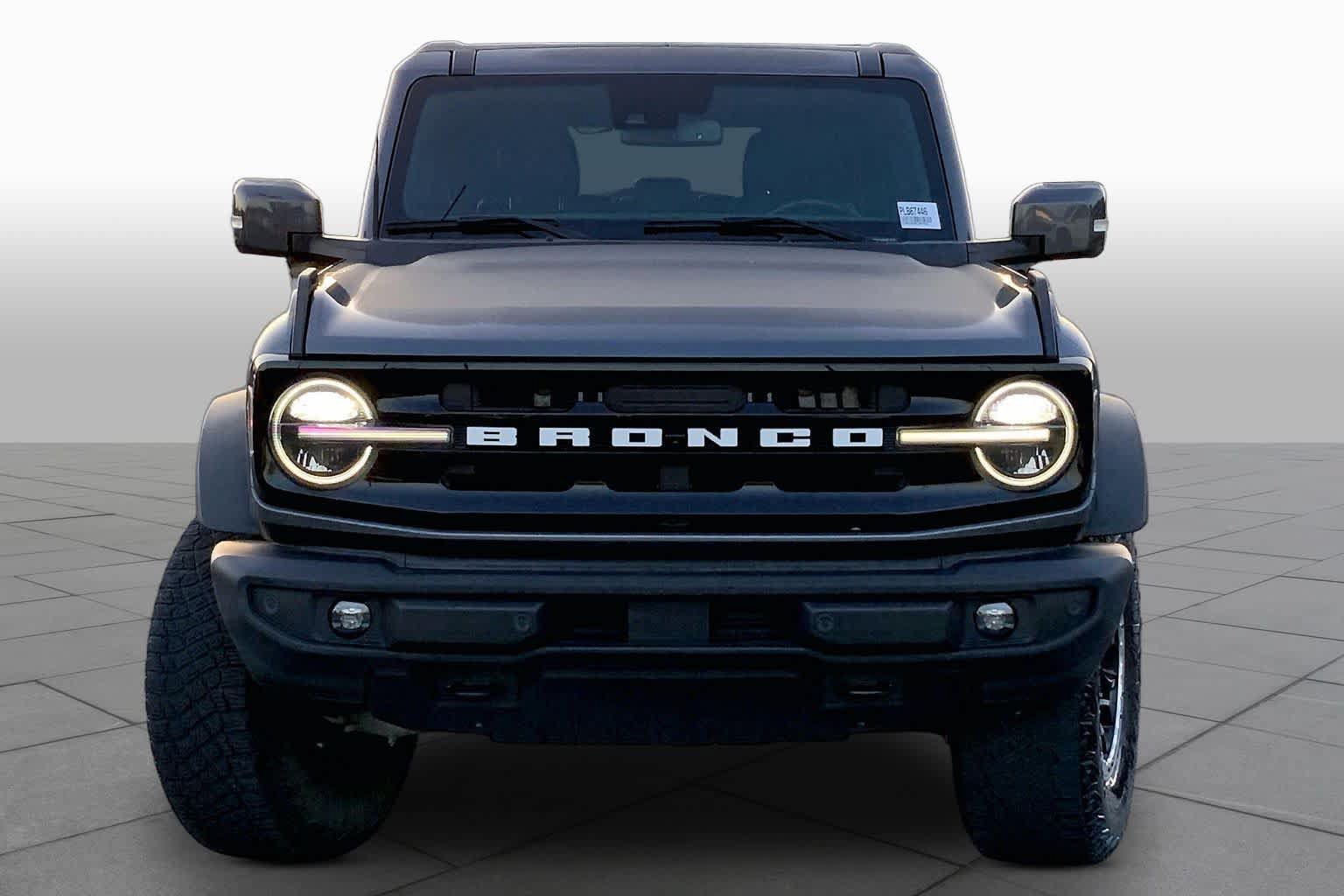 Used 2023 Ford Bronco Outer Banks w/ Sasquatch Package AWD/4WD image 4