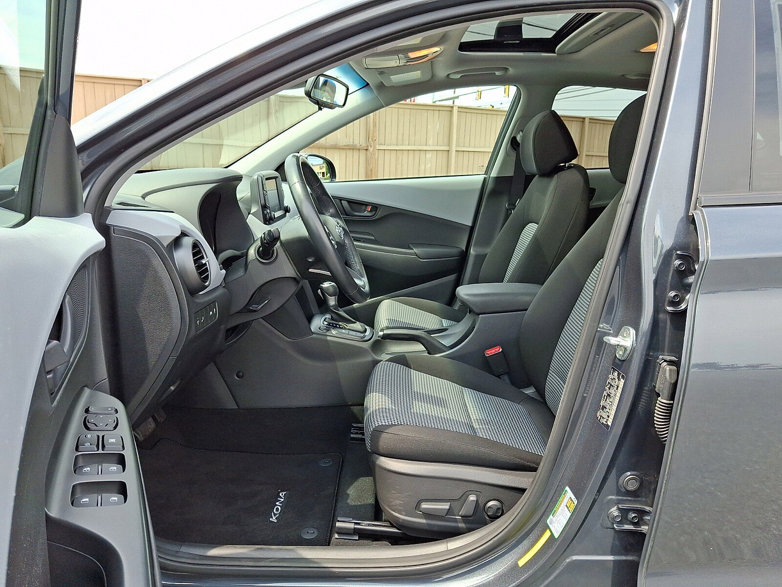 Used 2019 Hyundai Kona SEL w/ SEL Tech Package 02 AWD/4WD image 15