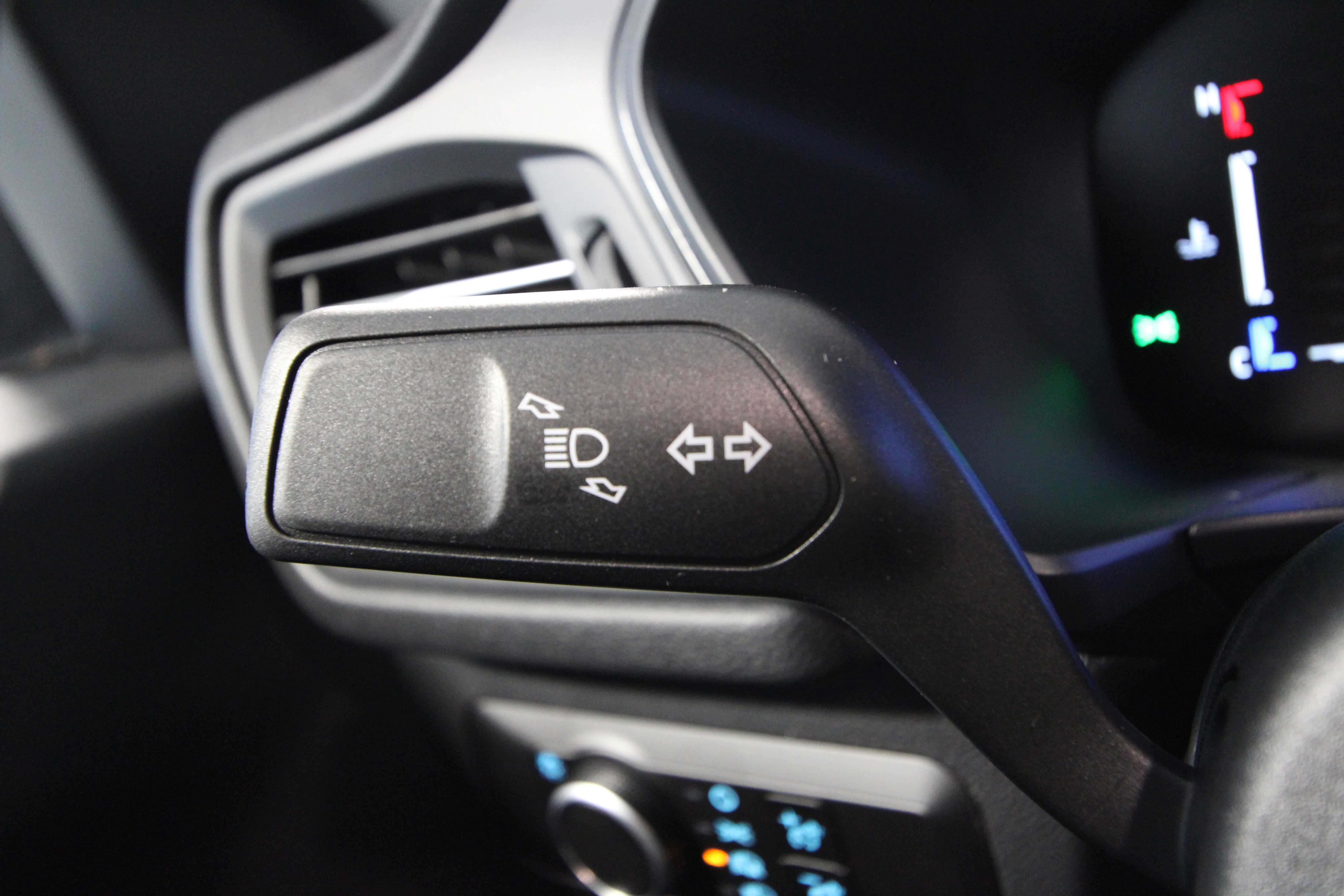 New 2026 Ford Escape Active w/ Cold Weather Package FWD image 10