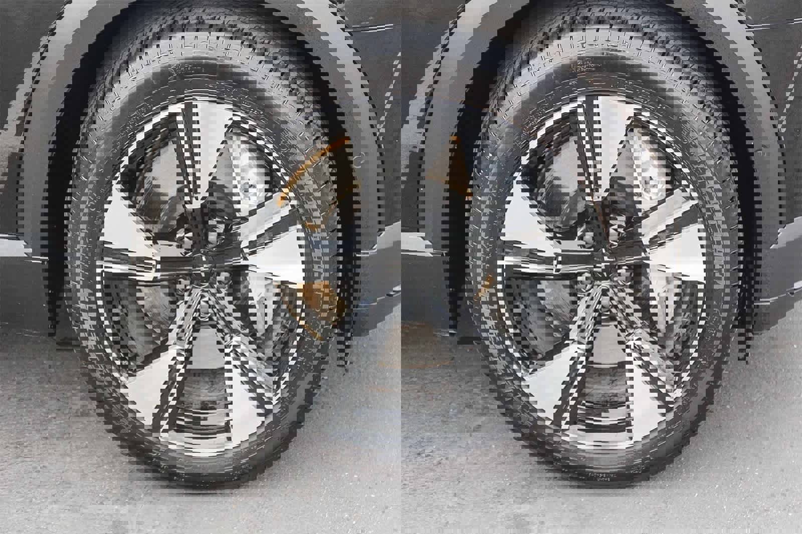 Used 2025 Polestar Polestar 3 image 11