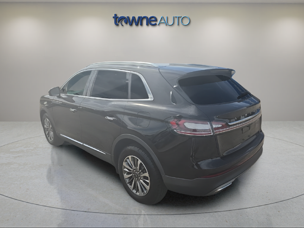 Used 2020 Lincoln Nautilus Reserve AWD/4WD image 3