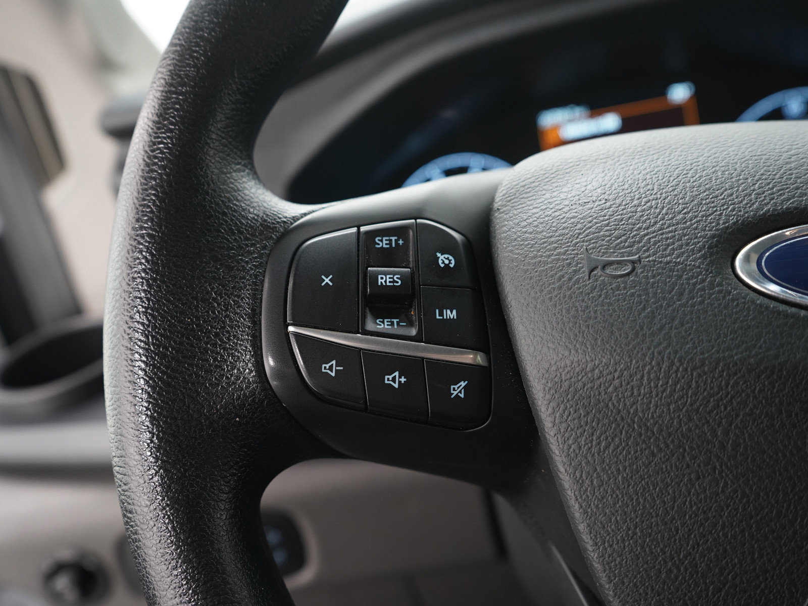 Used 2024 Ford Transit 350 XLT image 24