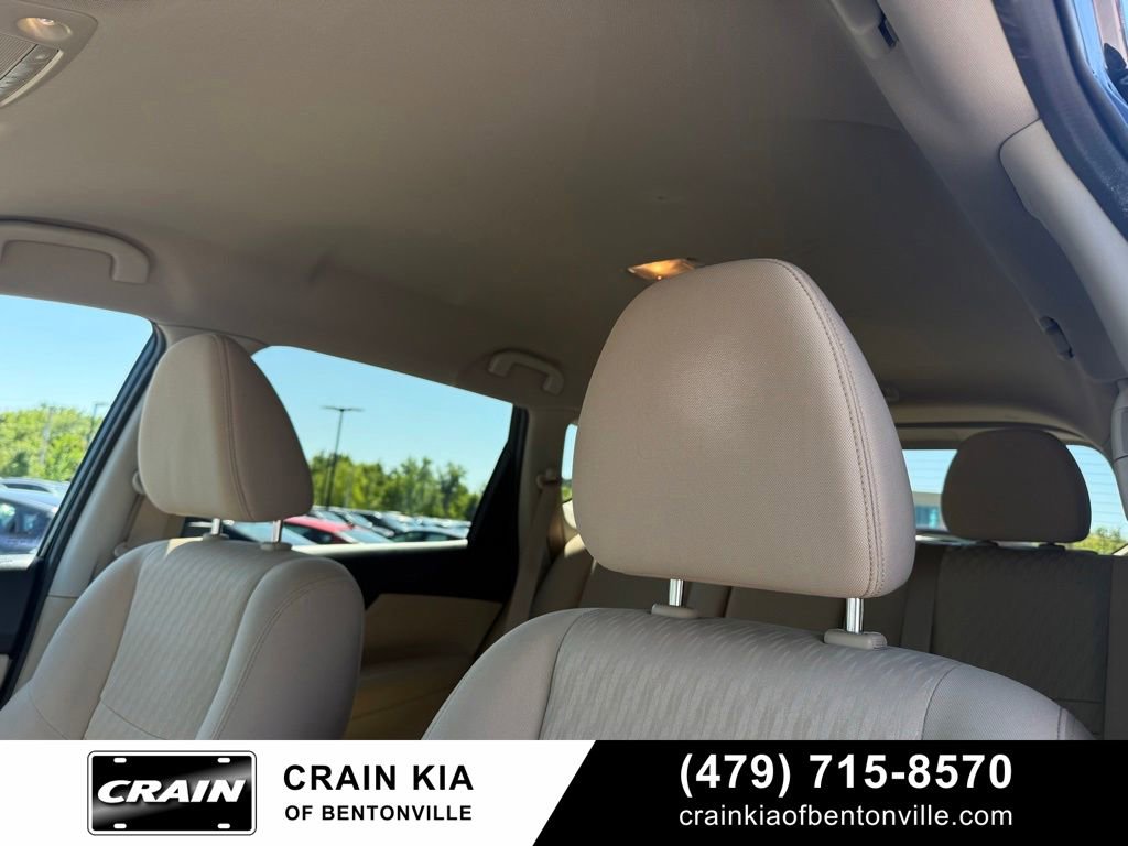 Used 2017 Nissan Rogue SV w/ SV Premium Package FWD image 19