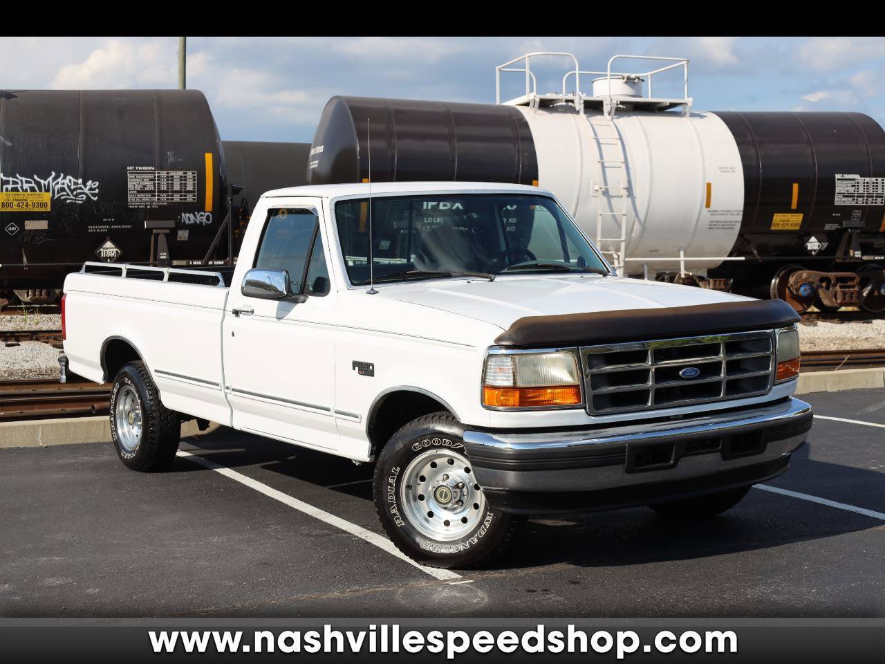 Used 1996 Ford F150 2WD Regular Cab image 1