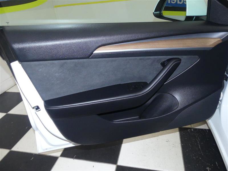 Used 2021 Tesla Model 3 Standard Range Plus image 20