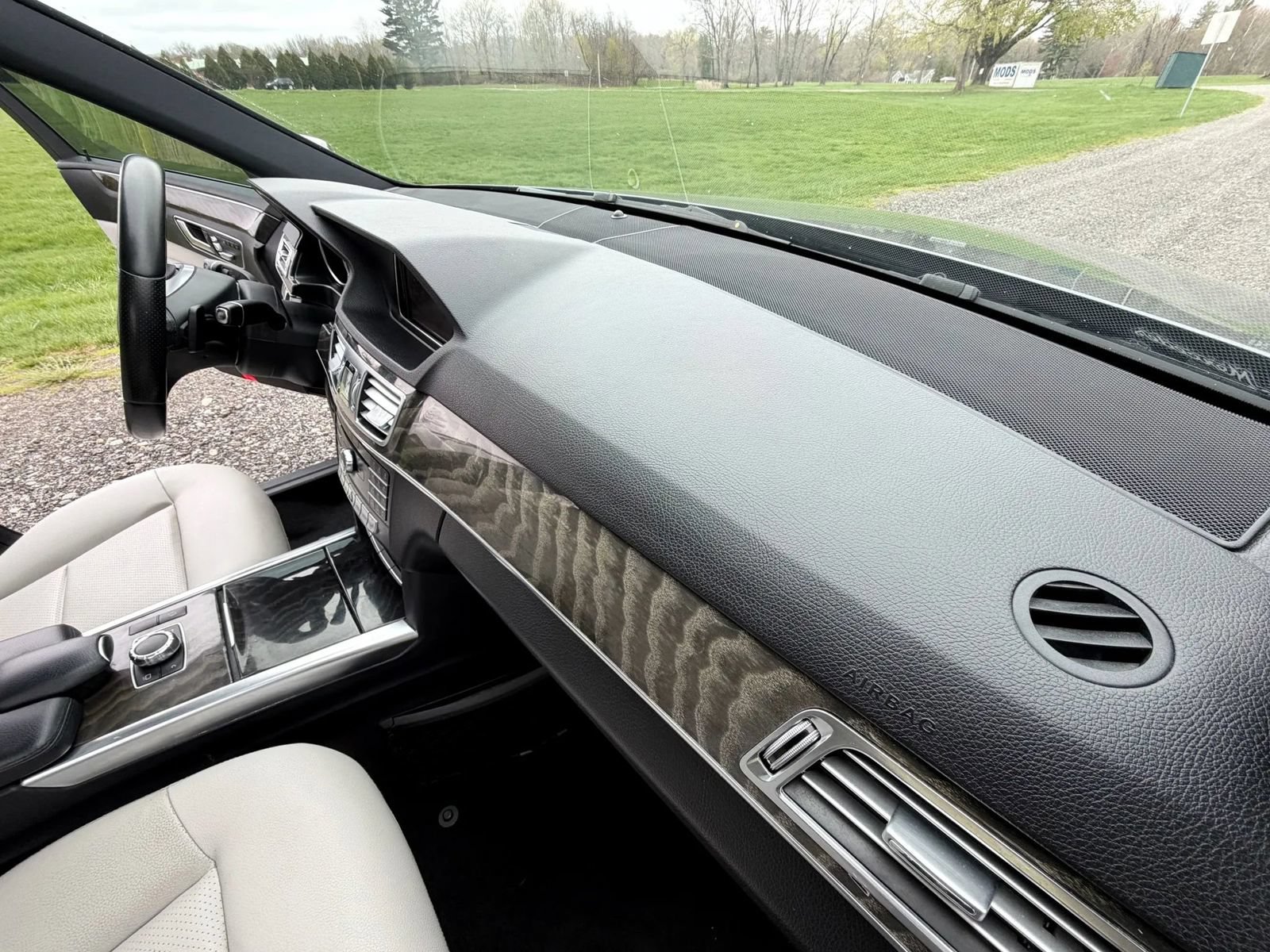 Used 2016 Mercedes-Benz E 350 4MATIC Wagon image 85