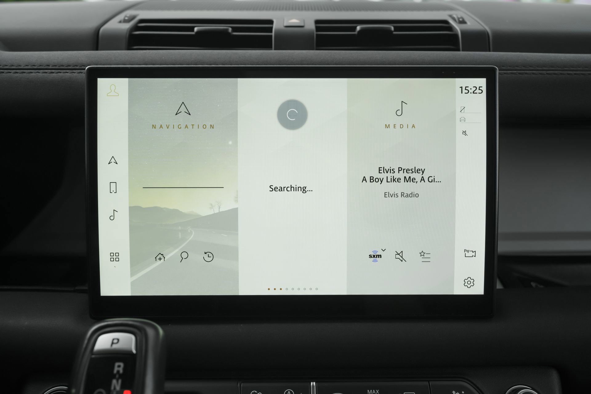 Used 2022 Land Rover Defender 110 SE image 12