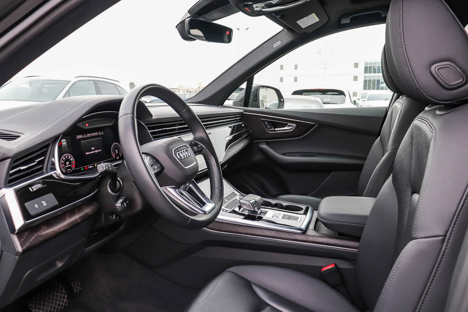 Used 2023 Audi Q7 2.0T Premium w/ Convenience Package image 23