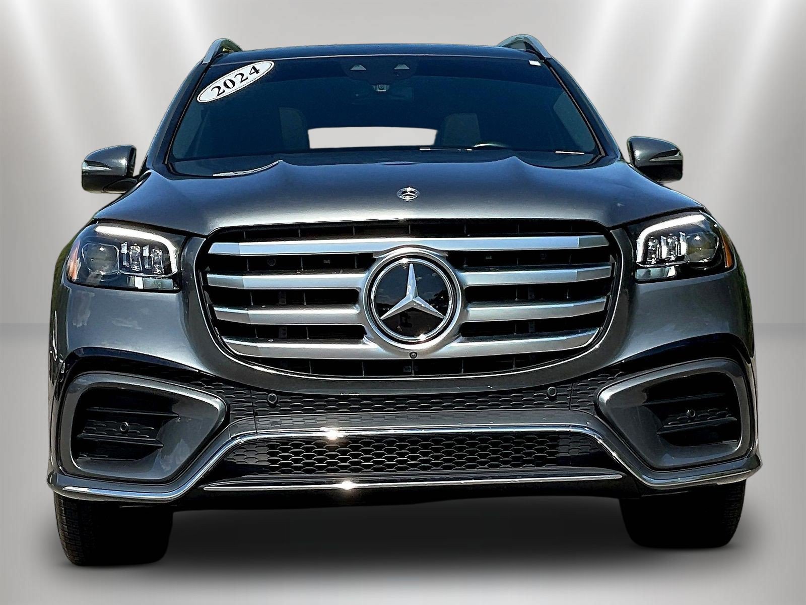 Certified 2024 Mercedes-Benz GLS 450 4MATIC image 2