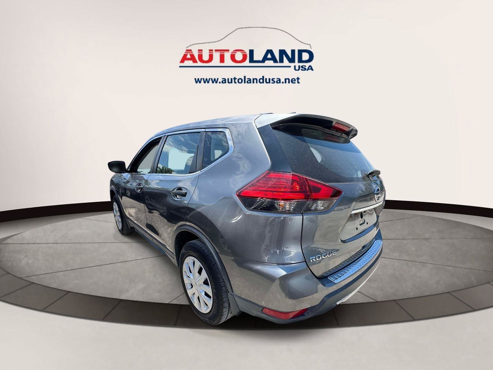 Used 2017 Nissan Rogue S AWD/4WD image 4