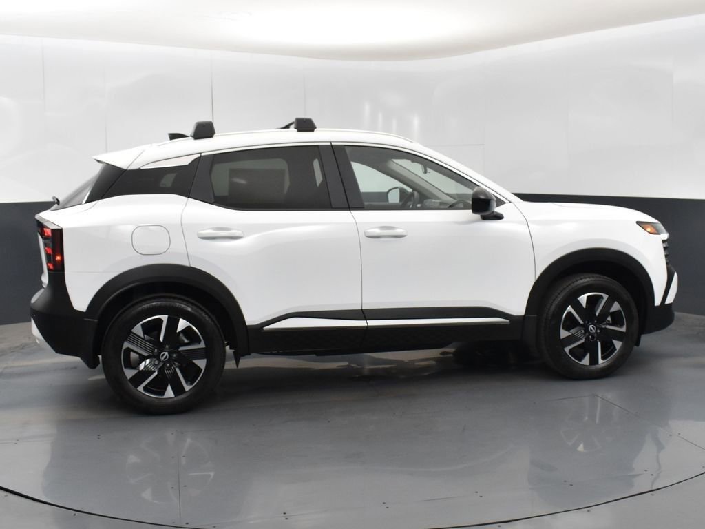 New 2026 Nissan Kicks SV w/ SV Premium Package image 8